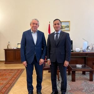 السفير المصري لدى روسيا يلتقي رئيس مجلس الأعمال الروسي العربي