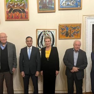 السفير المصري في روسيا يبحث التعاون الأكاديمي والبحثي مع المعهد الروسي للدراسات الأفريقية