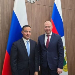 سفير مصر في موسكو يبحث مع نائب وزير الزراعة الروسي التعاون الزراعى المشترك وتأمين سلاسل إمداد السلع الأساسي